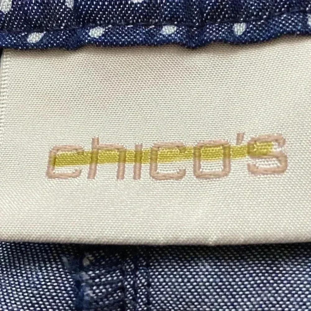 NWT CHICOS WO SIZE 16 BERMUDA‎ SHORTS CHAMBRAY BLUE WITH DOT PRINT POCKETS  NEW - Picture 10 of 12